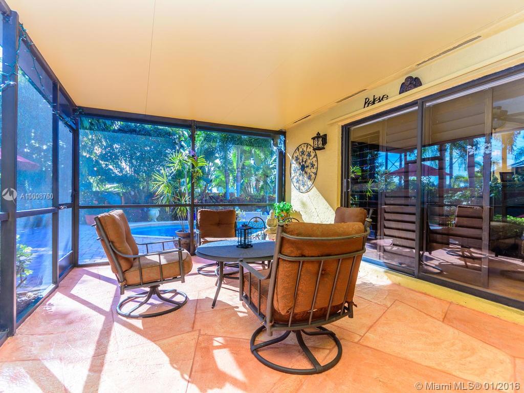 Embassy Lakes The Estates - Residential