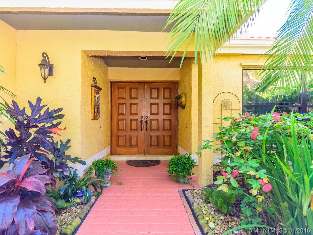 Embassy Lakes The Estates - Residential