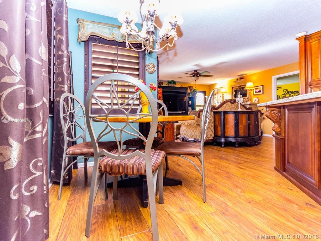 Embassy Lakes The Estates - Residential