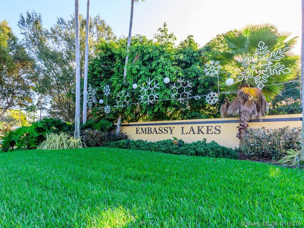 Embassy Lakes The Estates - Residential