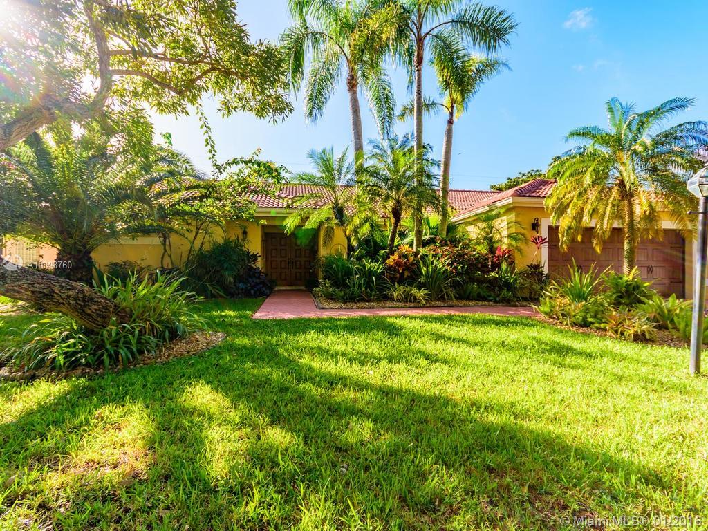 Embassy Lakes The Estates - Residential