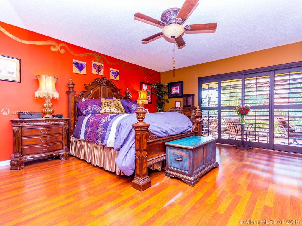 Embassy Lakes The Estates - Residential