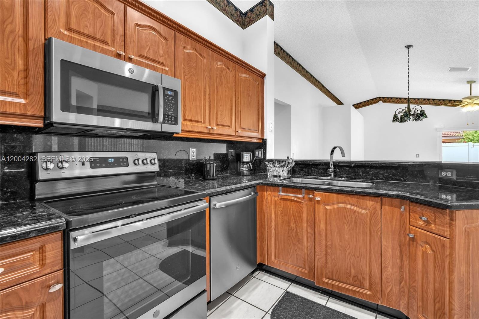 SECTORS 3 & 4 BOUNDARY PL - Residential