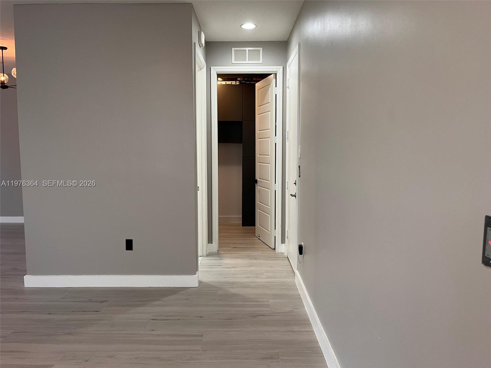 CHAMPION LAKES - Residential