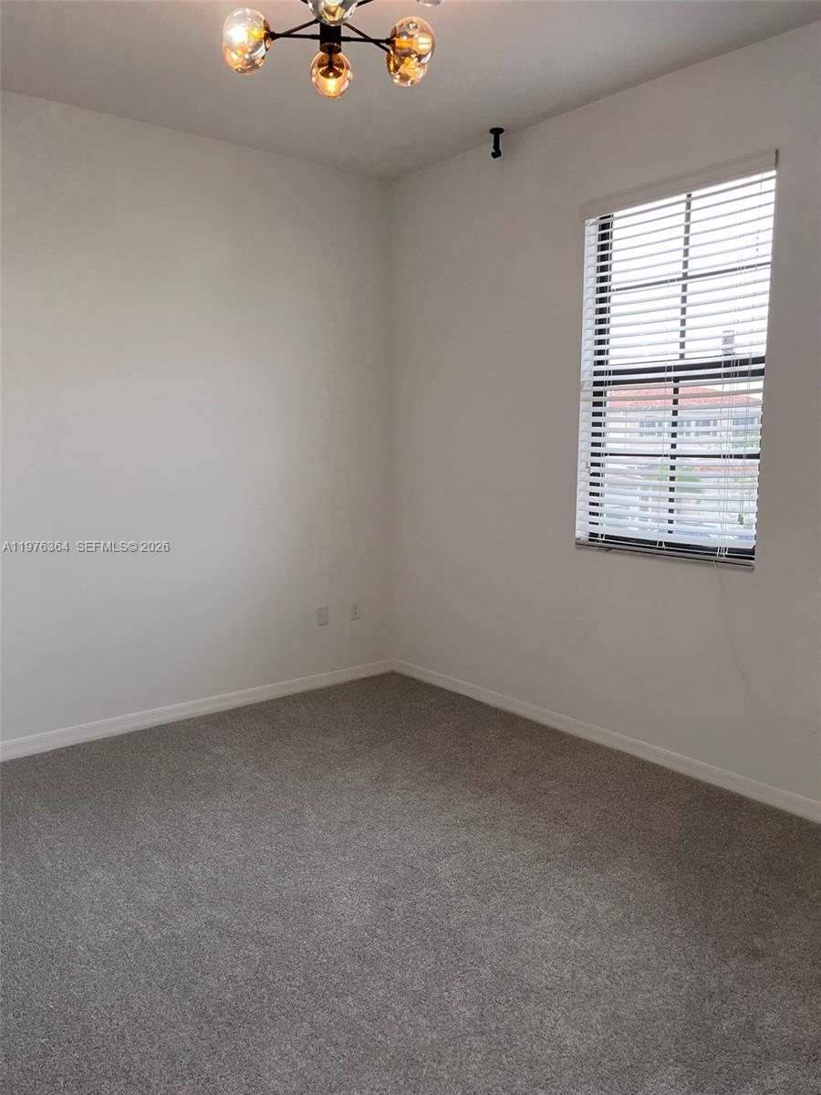 CHAMPION LAKES - Residential