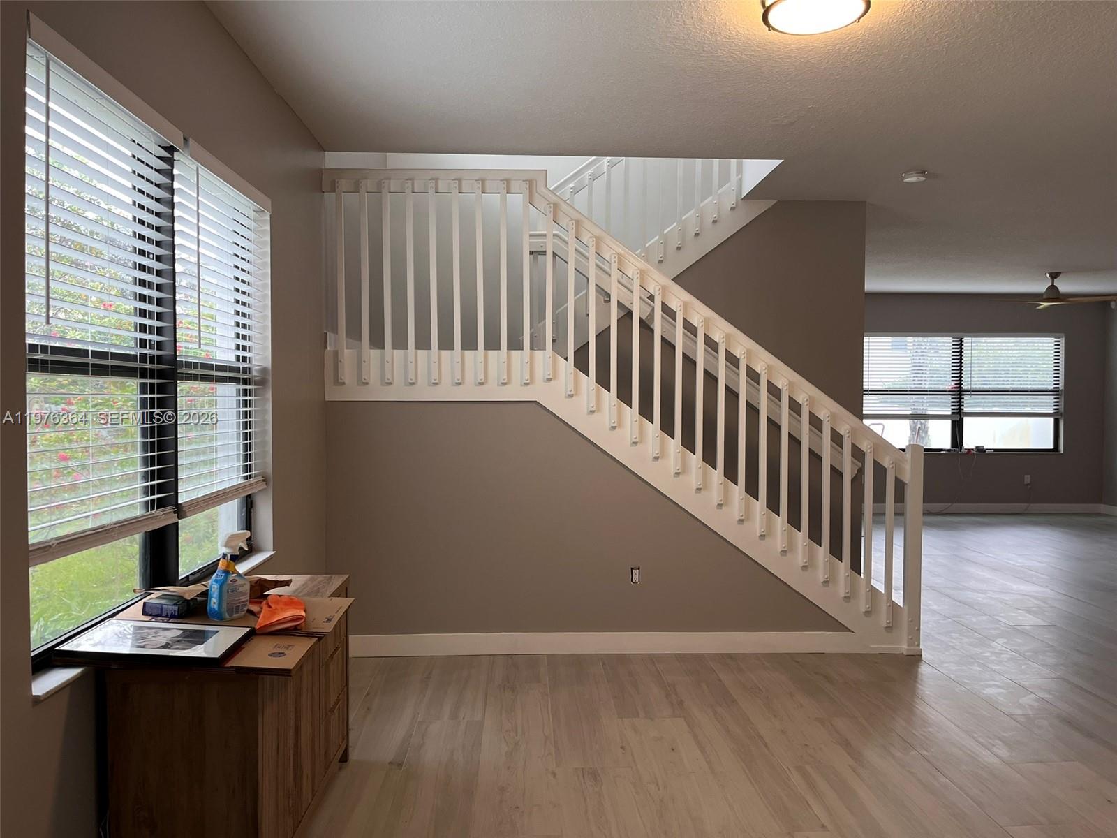 CHAMPION LAKES - Residential