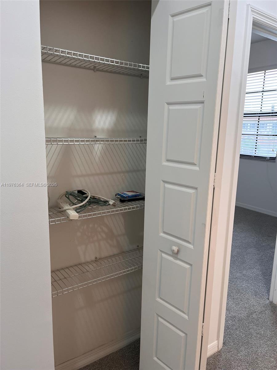 CHAMPION LAKES - Residential