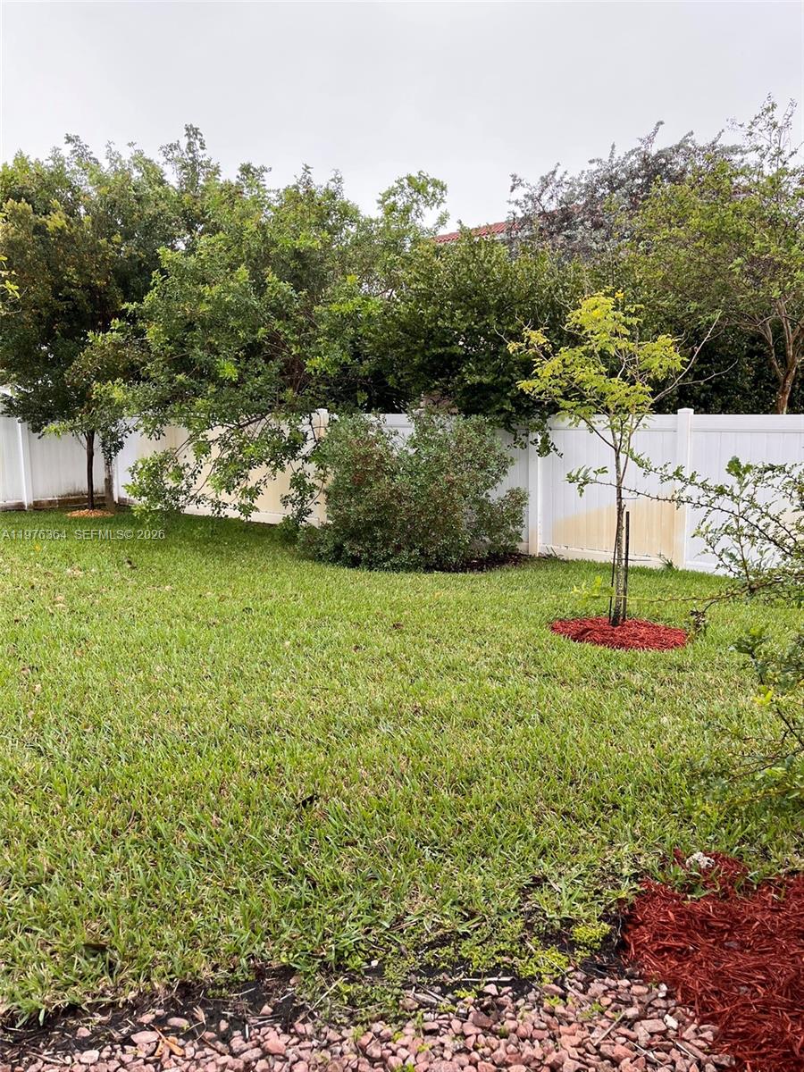 CHAMPION LAKES - Residential