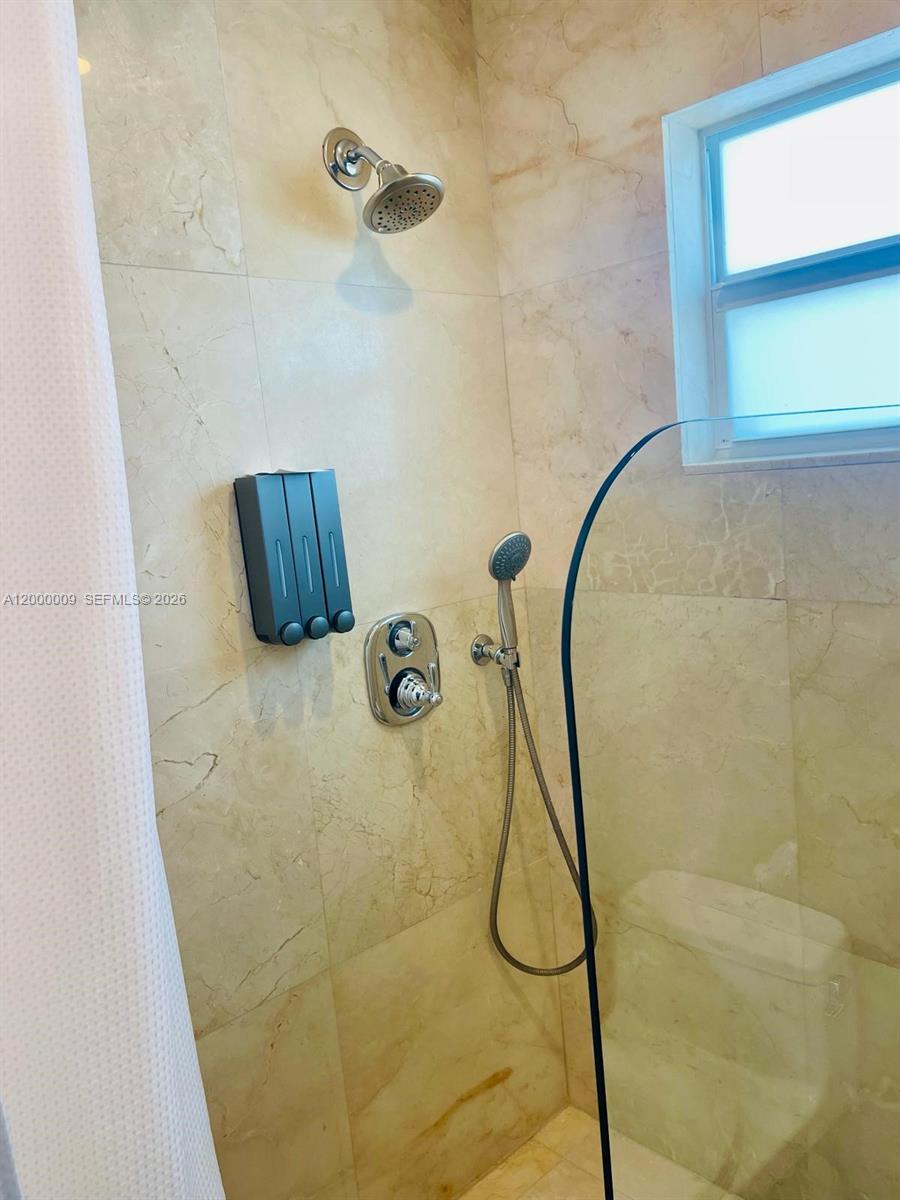 HOLLYWOOD BEACH FIRST ADD - Residential Income