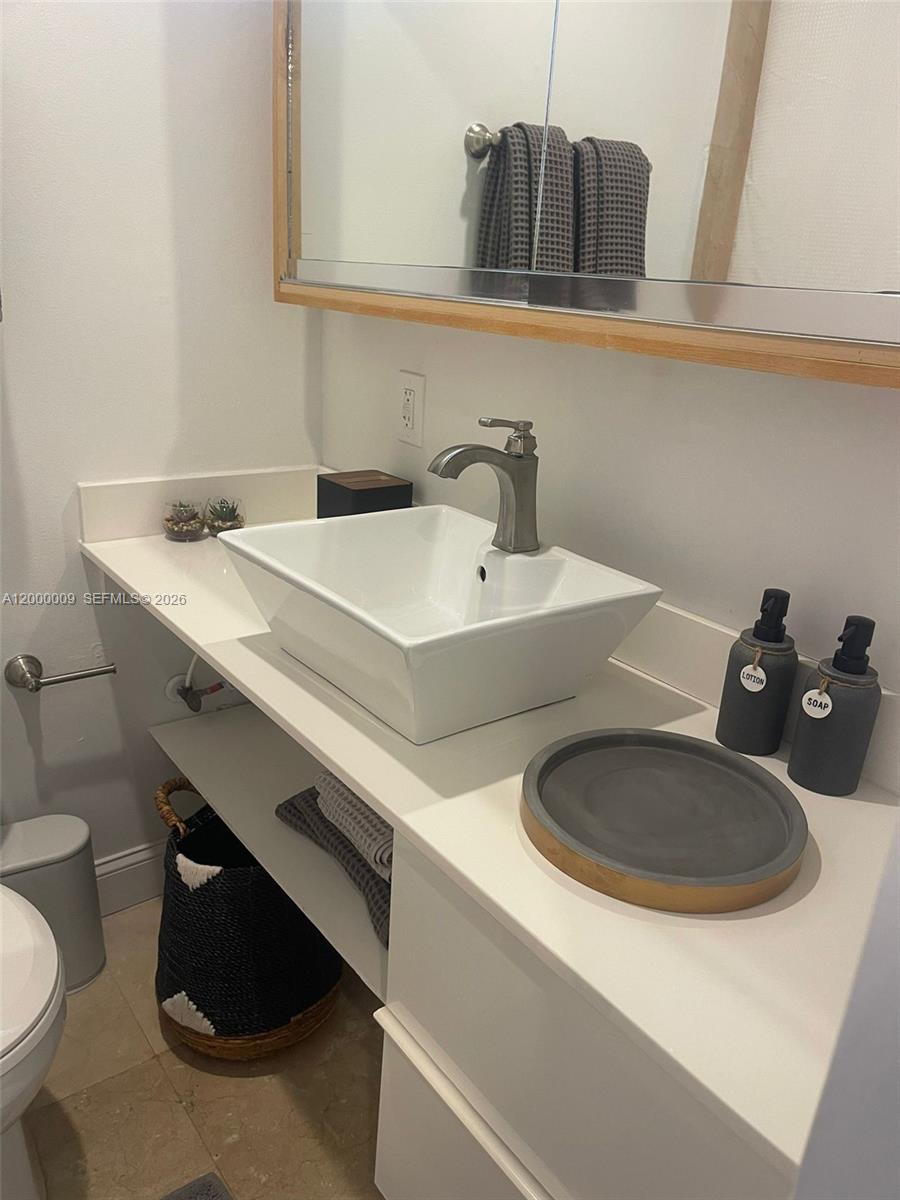 HOLLYWOOD BEACH FIRST ADD - Residential Income