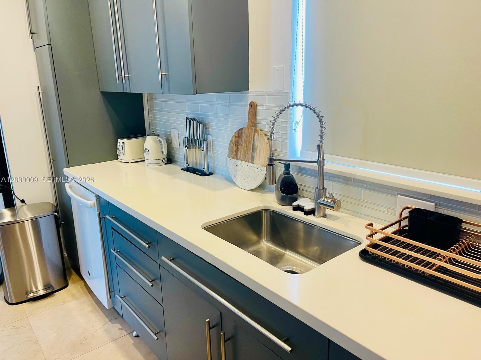 HOLLYWOOD BEACH FIRST ADD - Residential Income