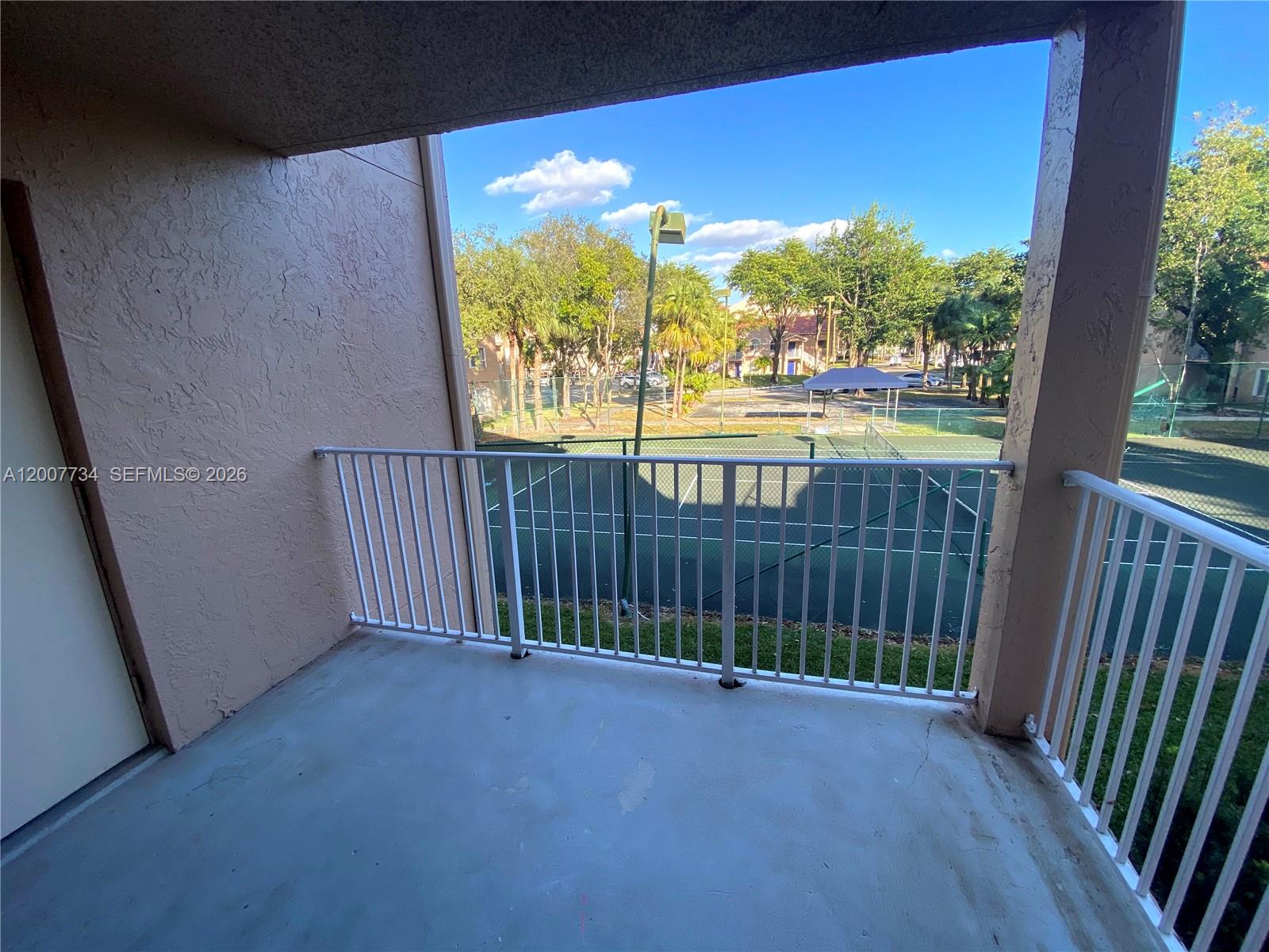 ROYAL PALM PLACE - Residential