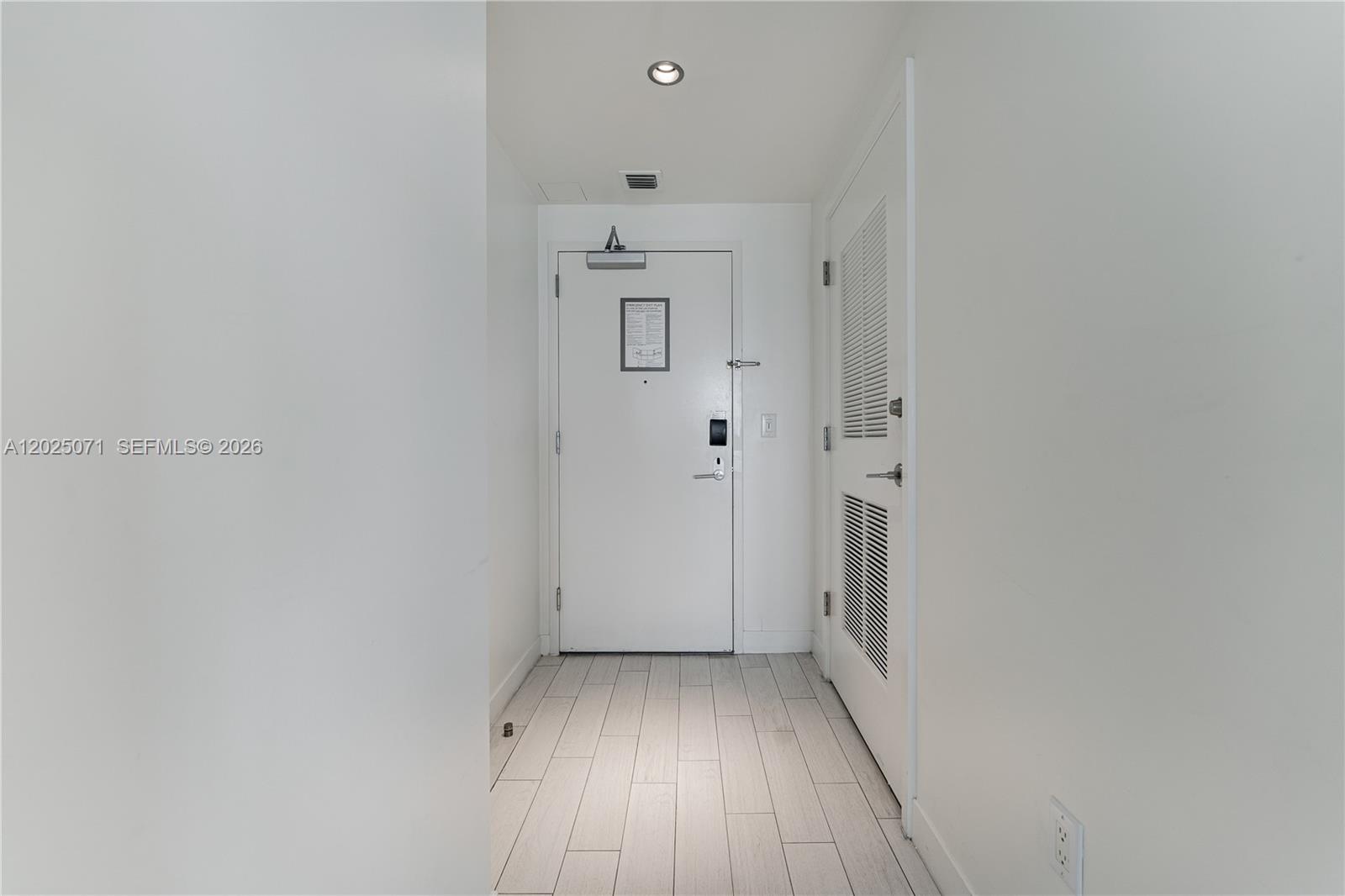 FORT LAUDERDALE RESIDENCE - Residential