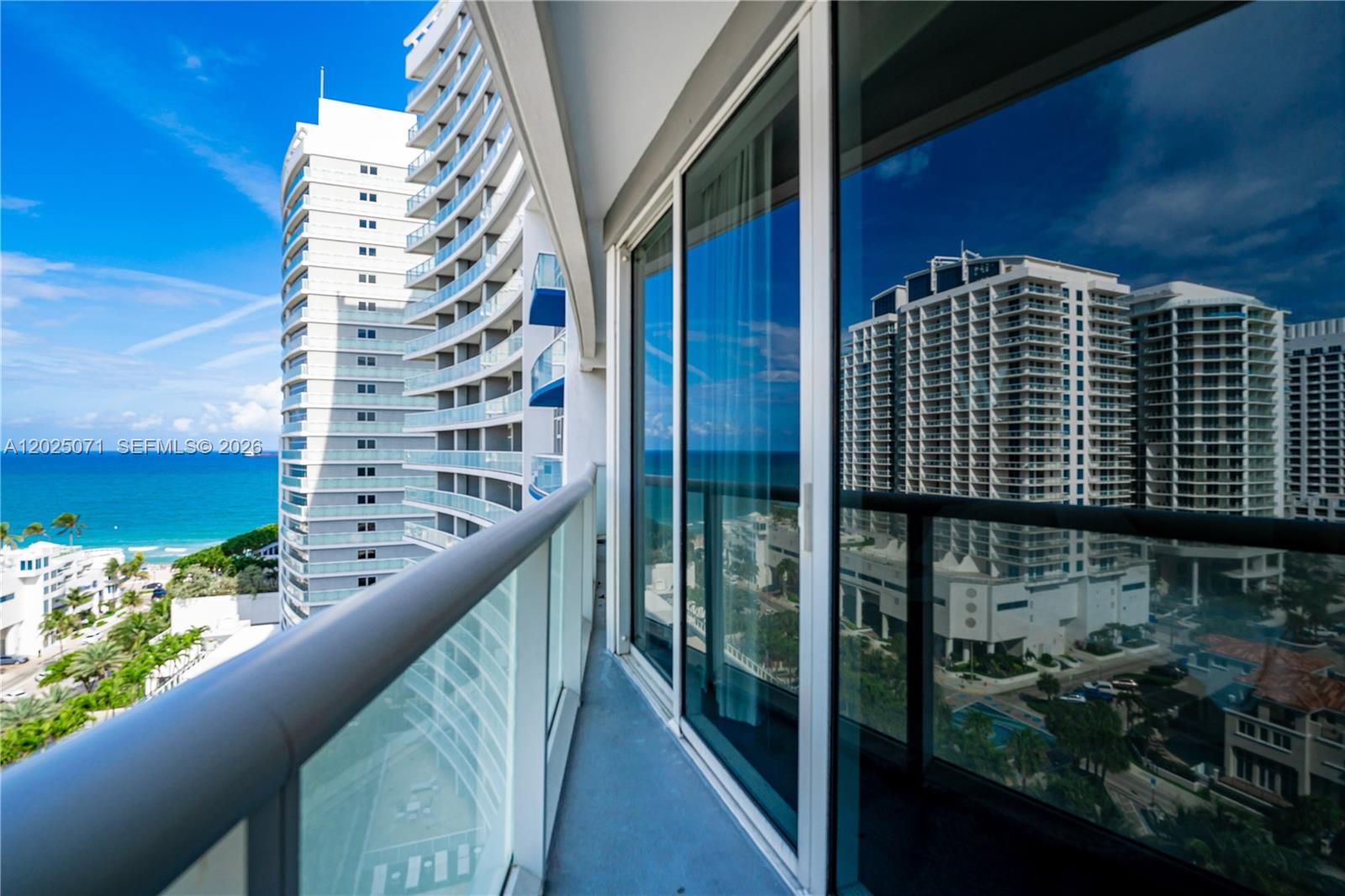 FORT LAUDERDALE RESIDENCE - Residential