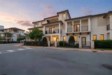 Photo of 4256 NW 83rd Ave, Doral, FL 33166 (MLS # A12075937)