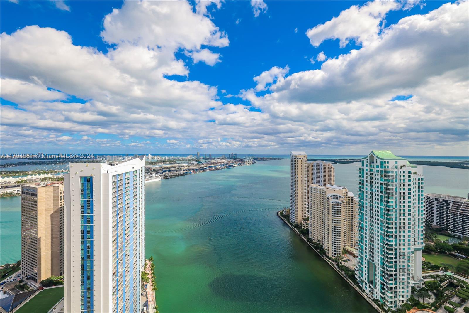 Aston Martin Residences - Residential