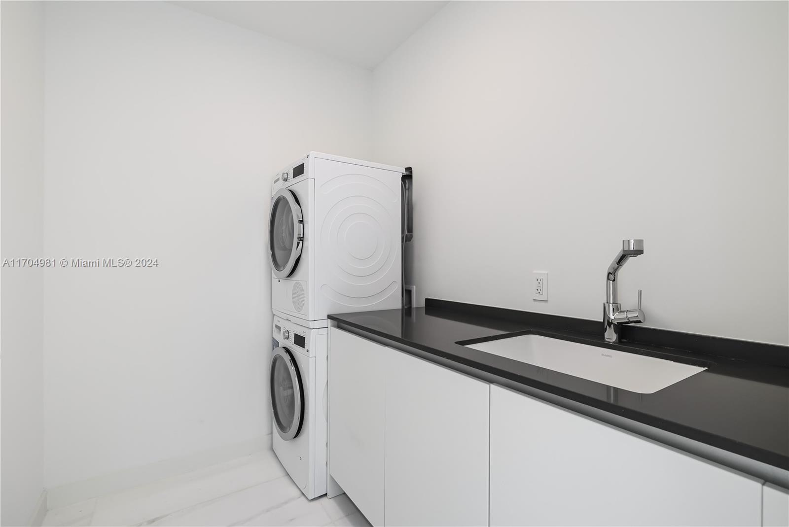 Aston Martin Residences - Residential