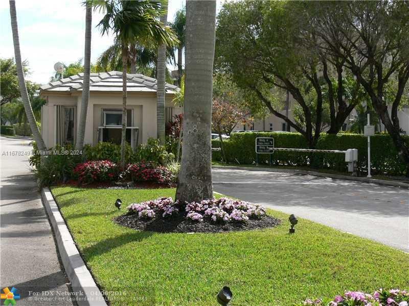 CLAIRMONT CONDOMINIUM E - Residential