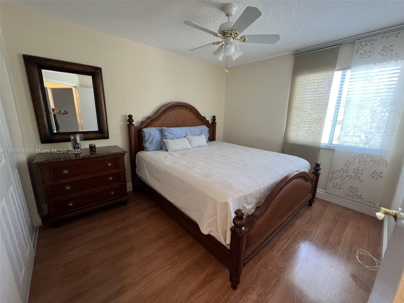 OLYMPIA & YORK RESIDENTIA - Residential