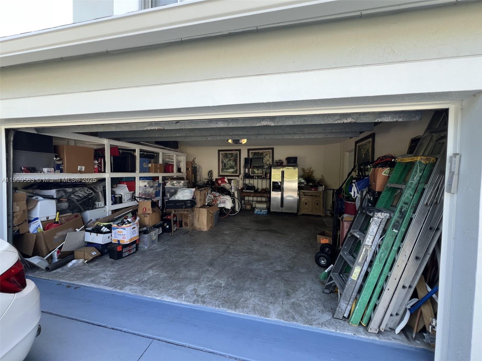 OLYMPIA & YORK RESIDENTIA - Residential