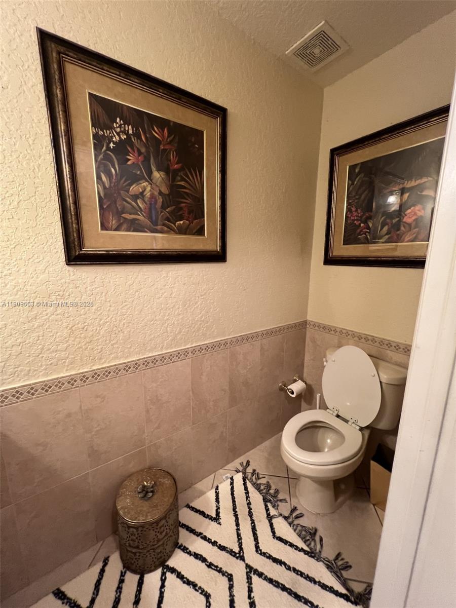 OLYMPIA & YORK RESIDENTIA - Residential