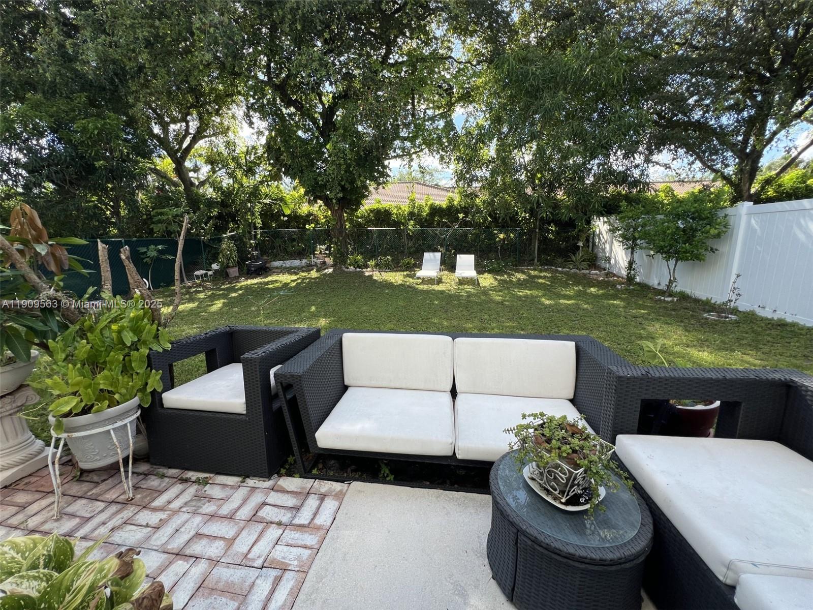 OLYMPIA & YORK RESIDENTIA - Residential