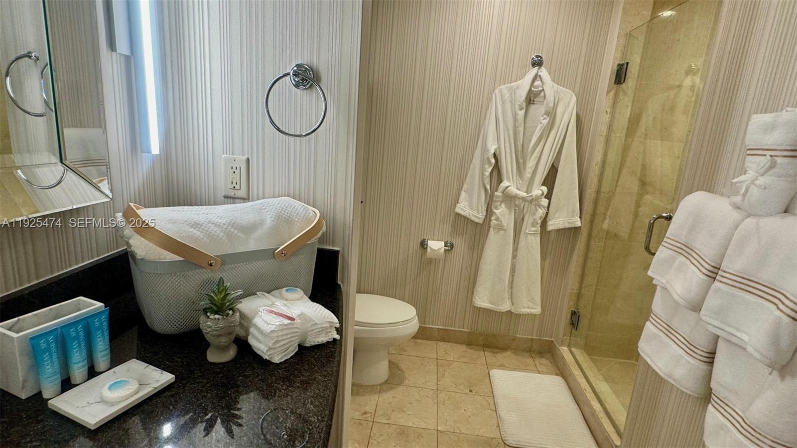 TRUMP INTERNATIONAL SONES - Residential