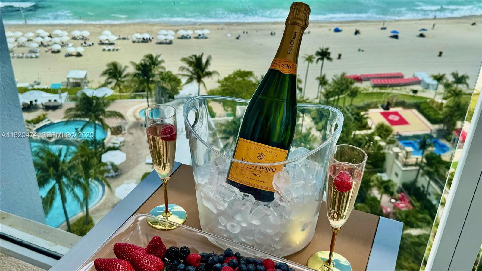 TRUMP INTERNATIONAL SONES - Residential