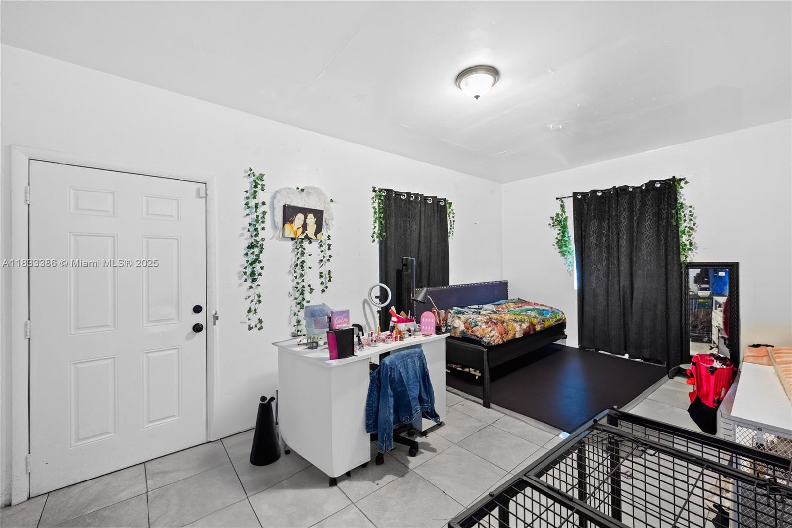 1200 NW 11th Ct
