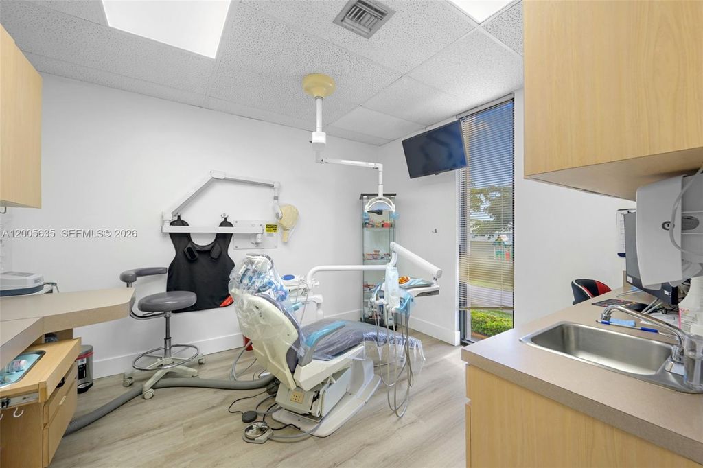 Photo of Pembroke Pines, FL 33026 (MLS # A12005635)