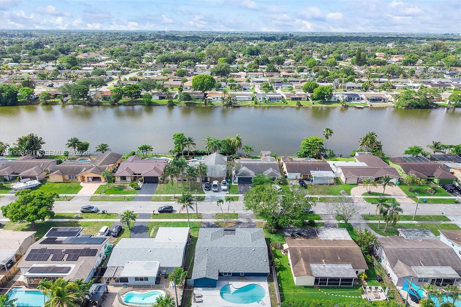 SUNRISE GOLF VILLAGE SEC24 - Residential