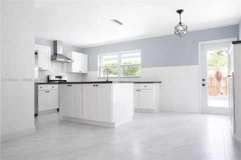 Home 27 11841 NW 30th Pl Sunrise FL 33323