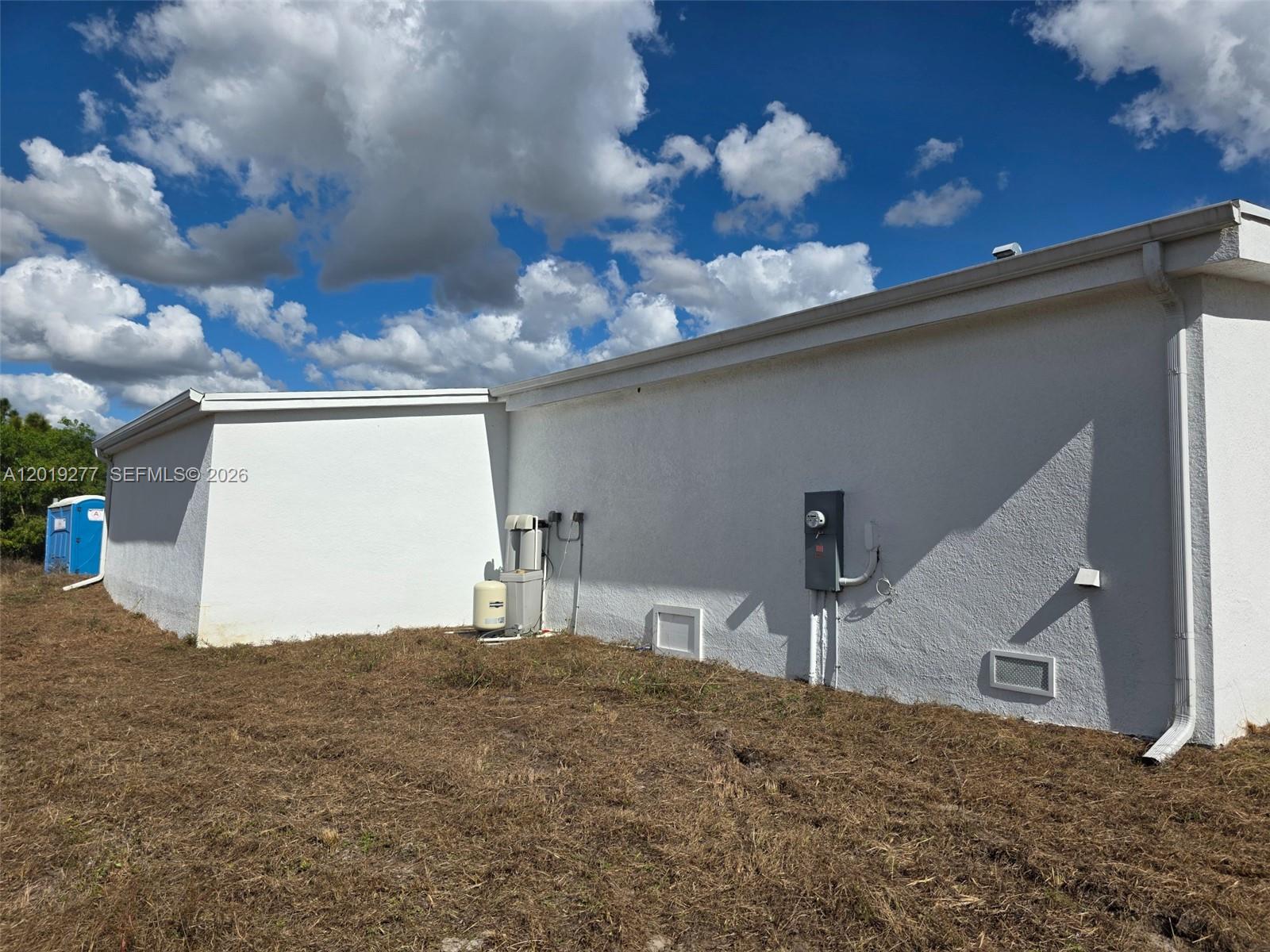 2615 SW 32nd St.