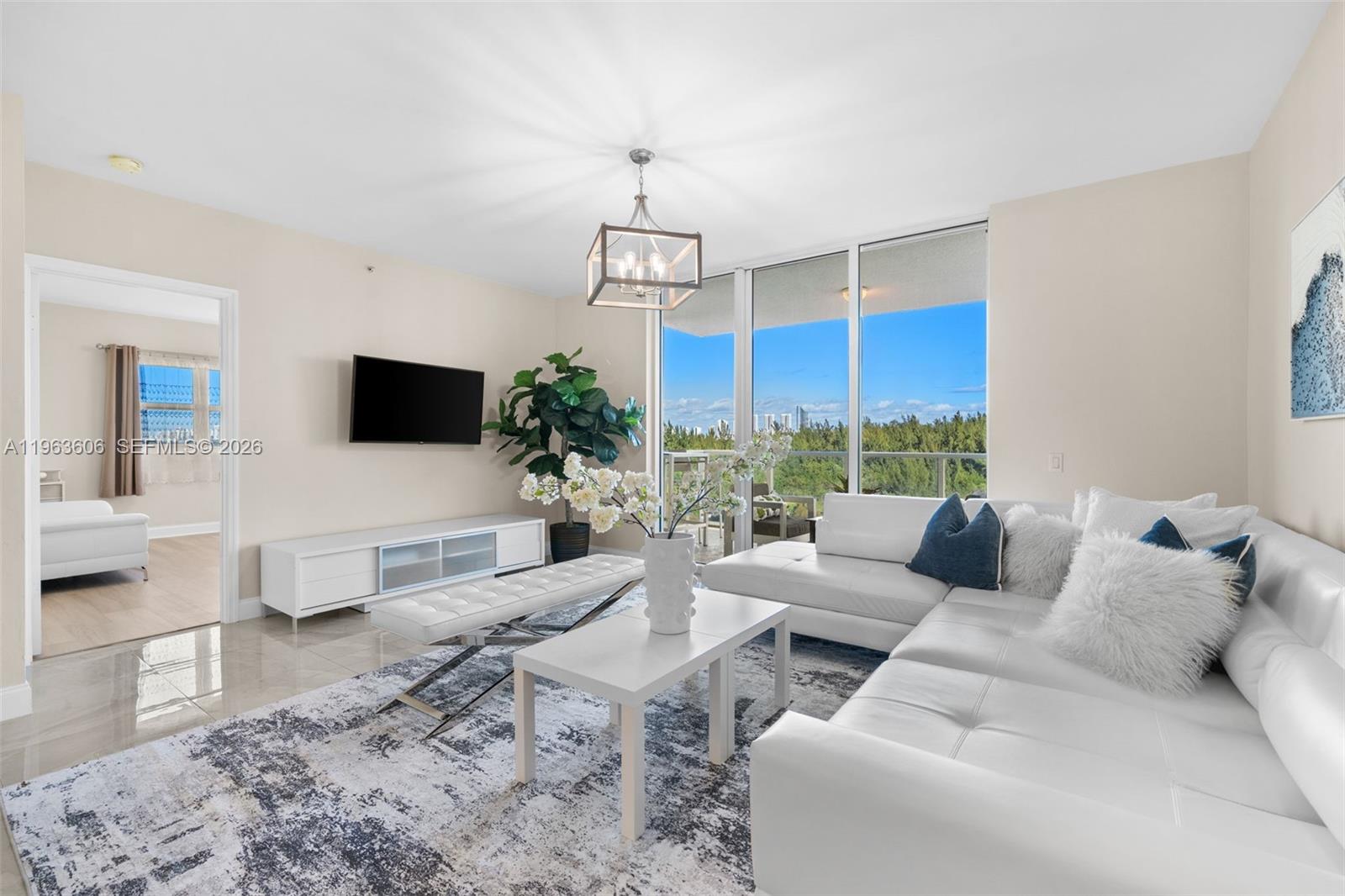 THE OAKS I CONDO - Residential