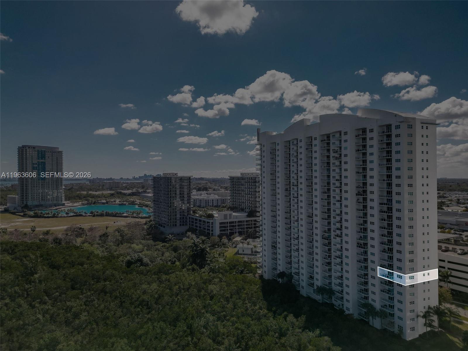 THE OAKS I CONDO - Residential