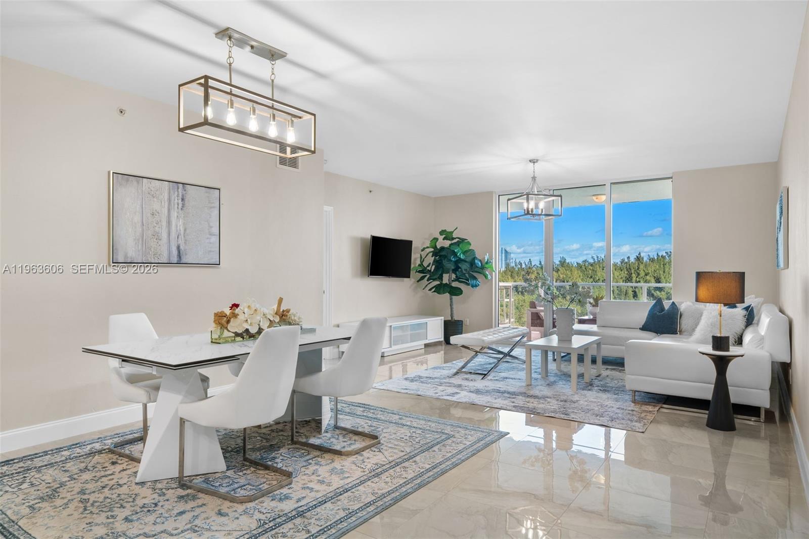 THE OAKS I CONDO - Residential