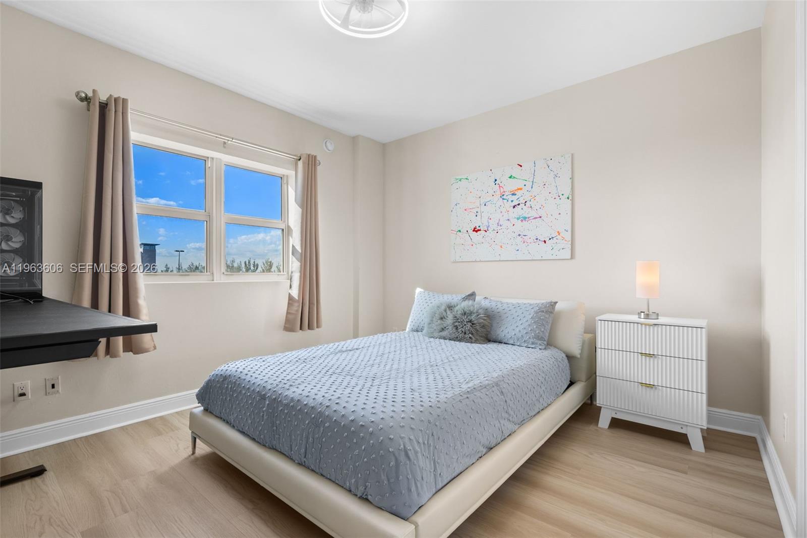 THE OAKS I CONDO - Residential