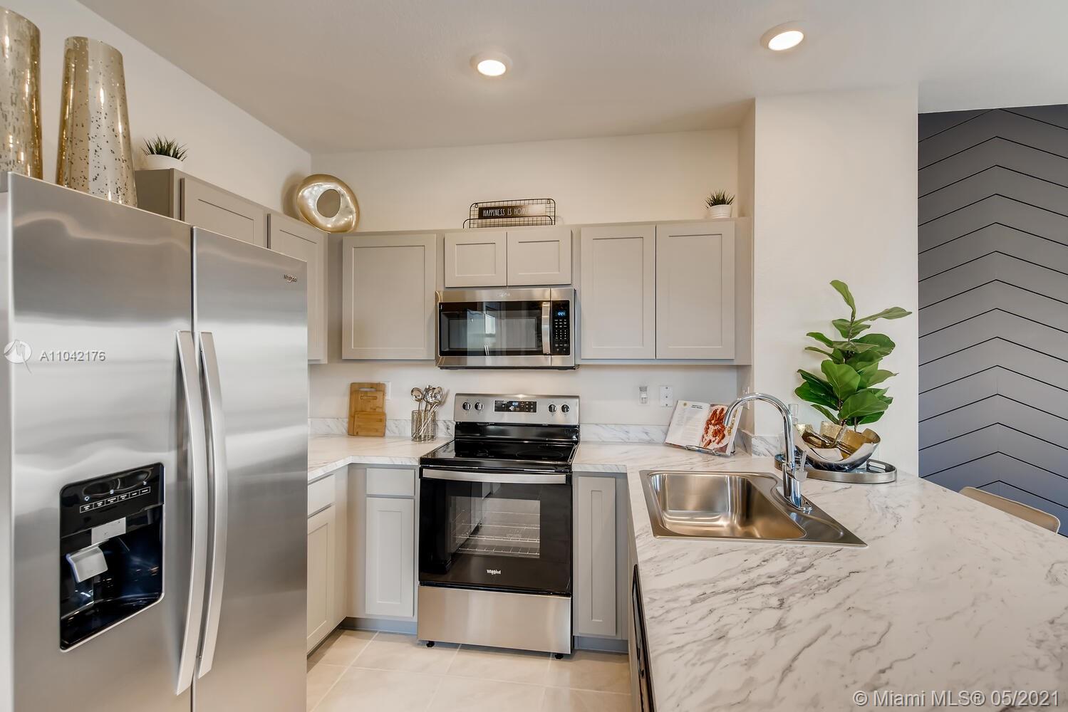 Regal Palm Square - Residential
