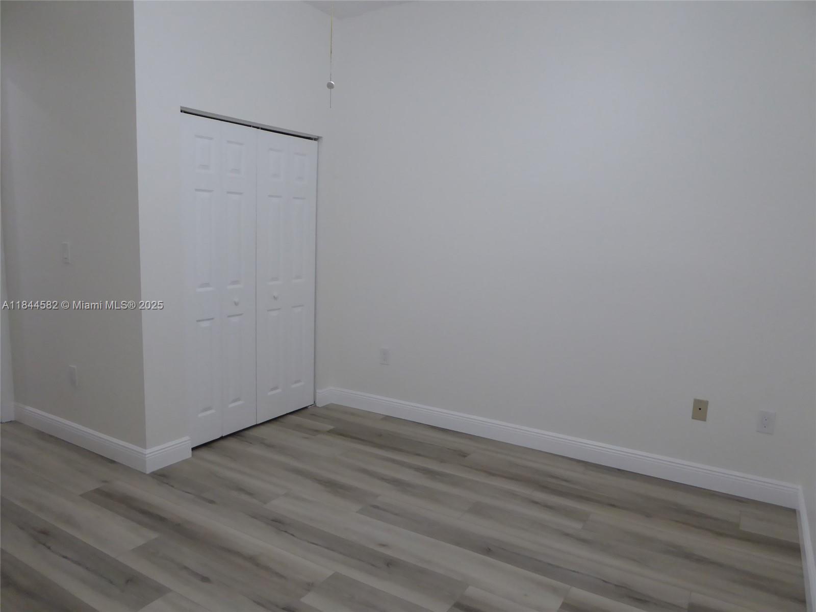 MARBELLA BAY - Residential