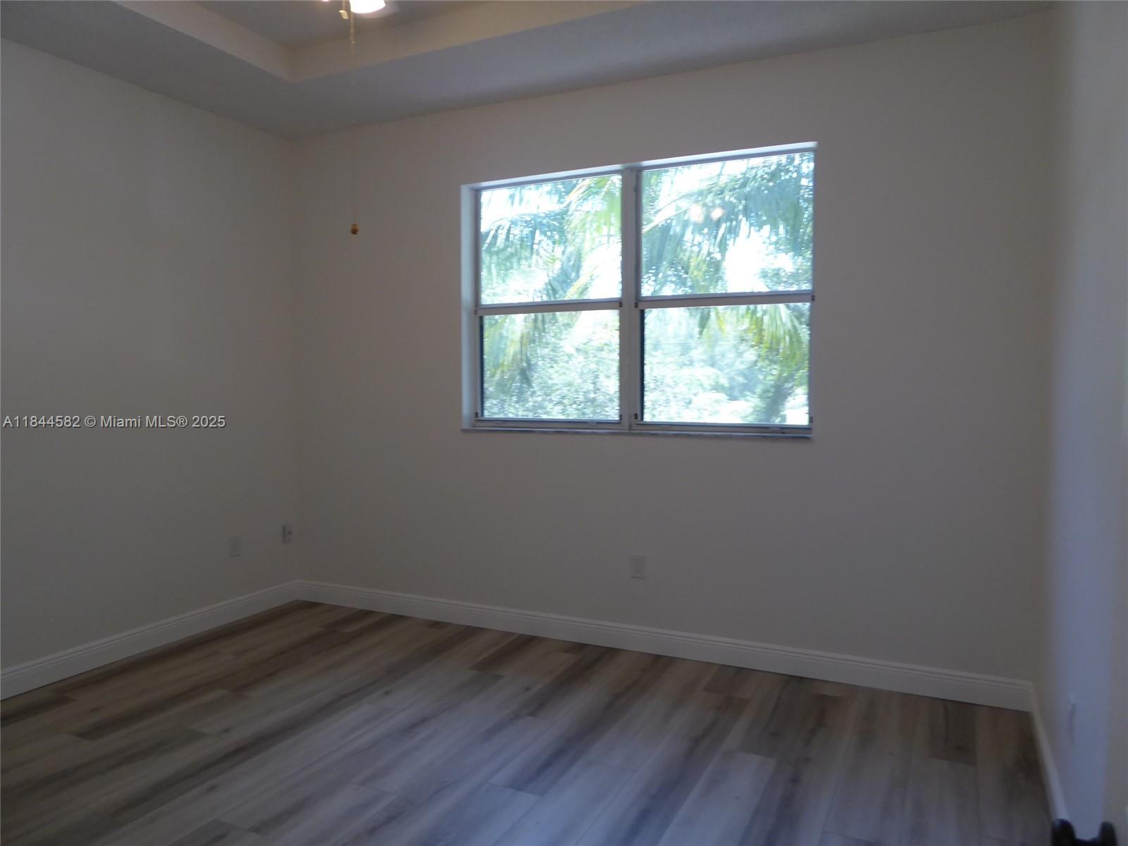 MARBELLA BAY - Residential