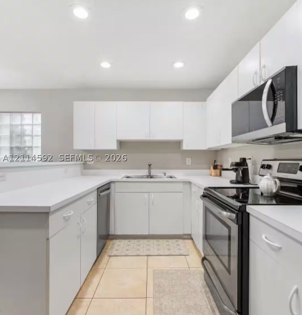 12230 Dartmoor Dr