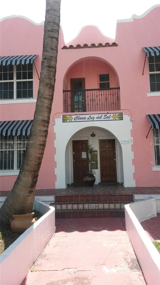 Rental Property at 710 Pennsylvania Ave 4, Miami Beach, Miami-Dade County, Florida - Bedrooms: 1 
Bathrooms: 1  - $2,350 MO.