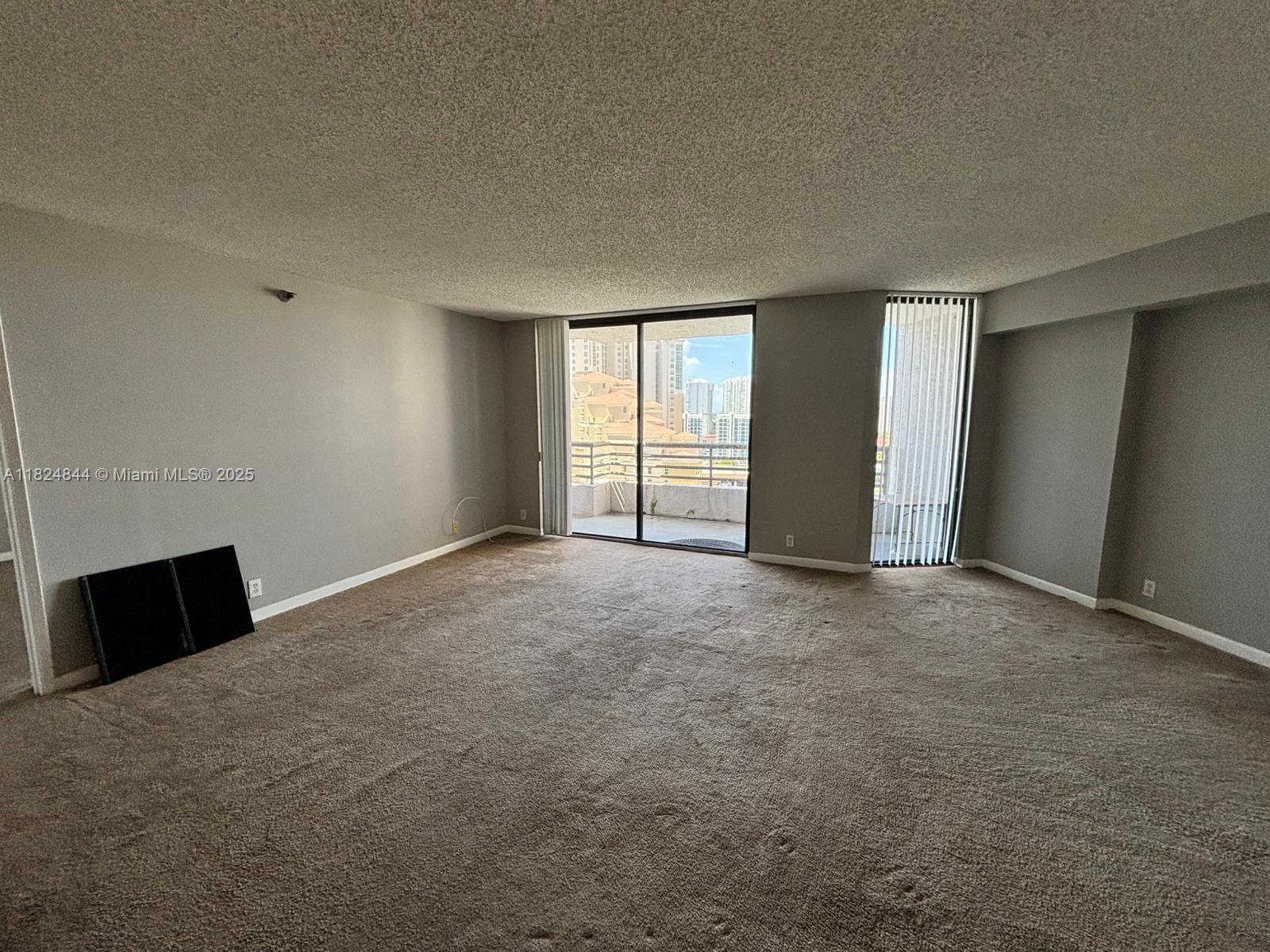 3300 Ne 191st St 1915, Aventura, Miami-Dade County, Florida - 1 Bedrooms  
2 Bathrooms - 