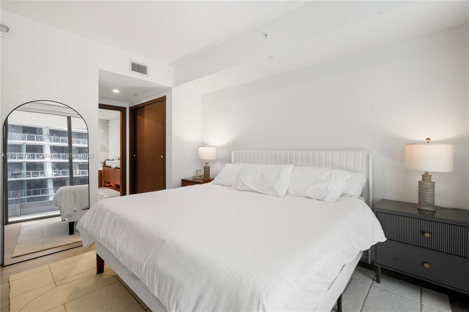 BRICKELL FLATIRON CONDO - Residential Lease