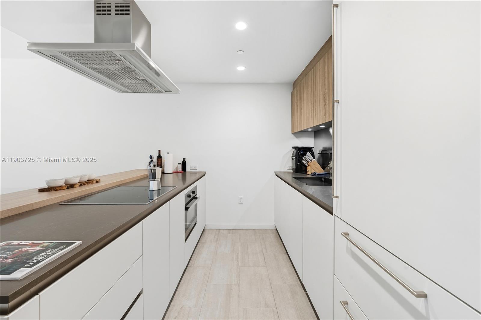 BRICKELL FLATIRON CONDO - Residential Lease