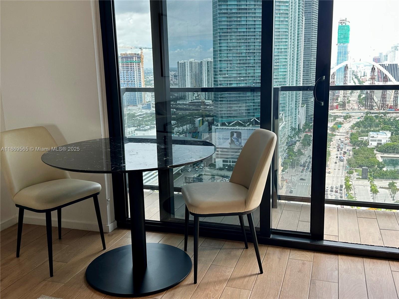 The Elser - Residential