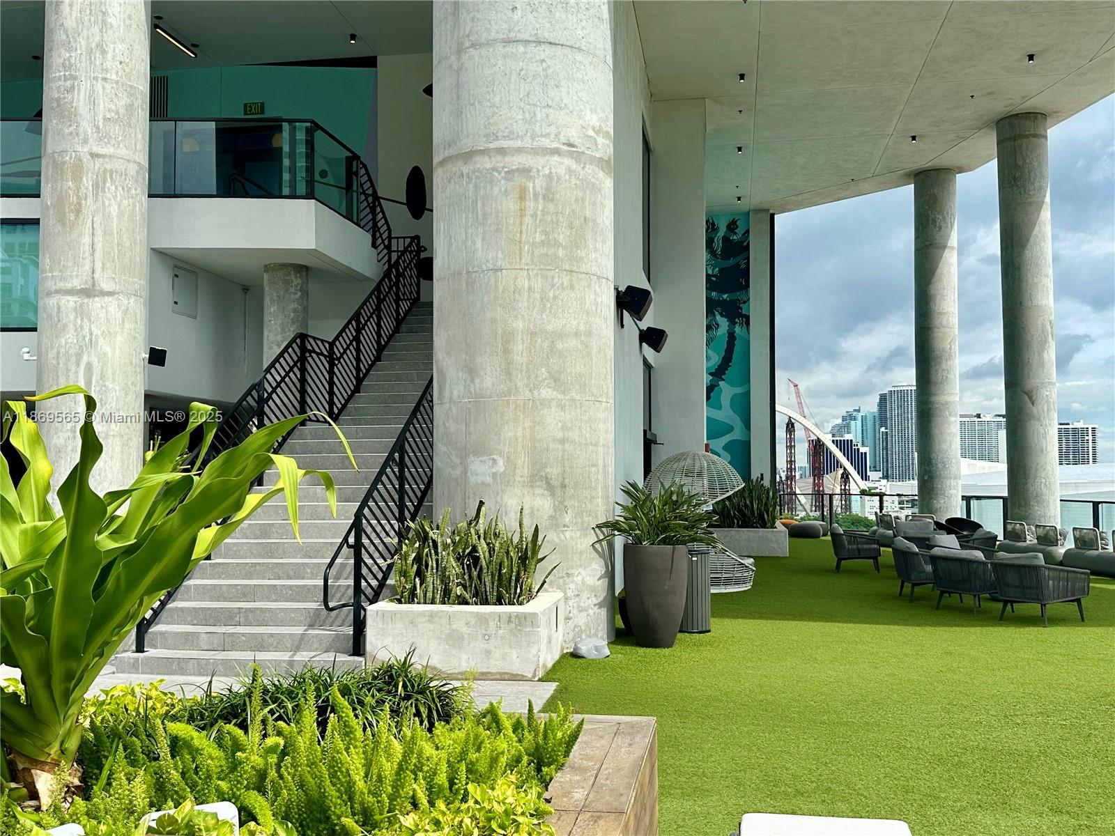 The Elser - Residential