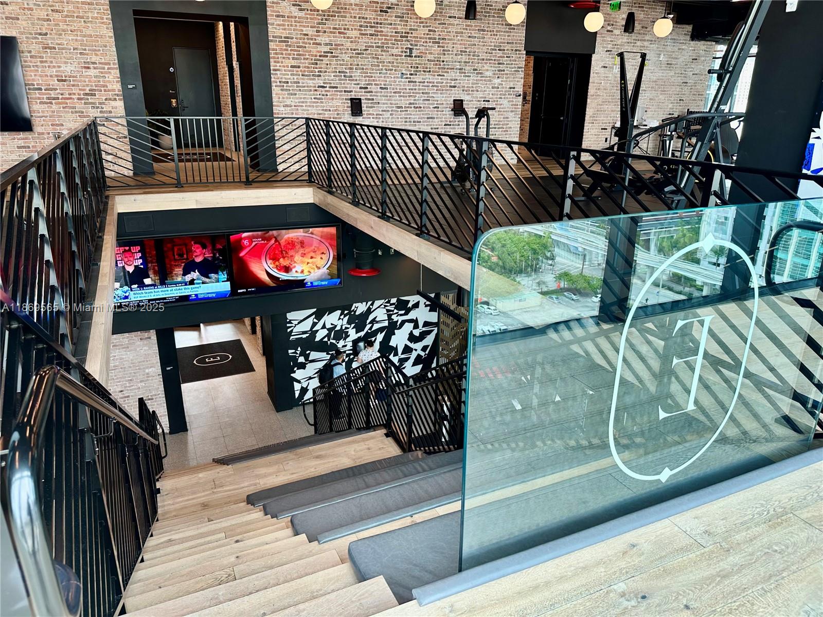 The Elser - Residential