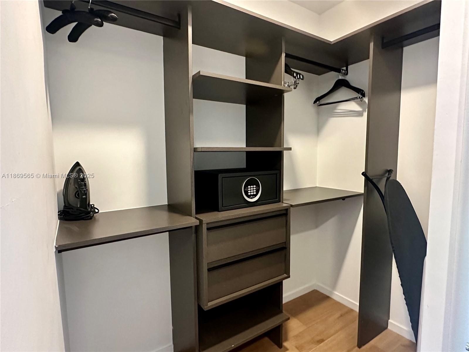 The Elser - Residential