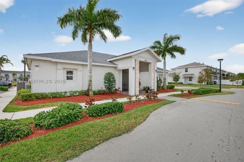 Tiny photo for 826 SE 17th St, Homestead, FL 33034 (MLS # A12048174)
